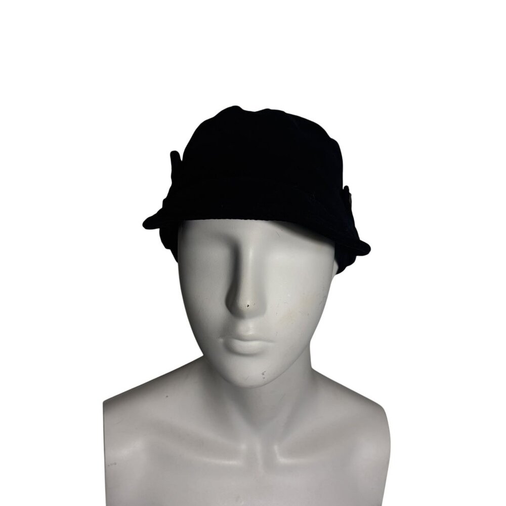 Lucky Brand Black Velvet Newsboy Cap With Button Detail - Picture 2 of 7